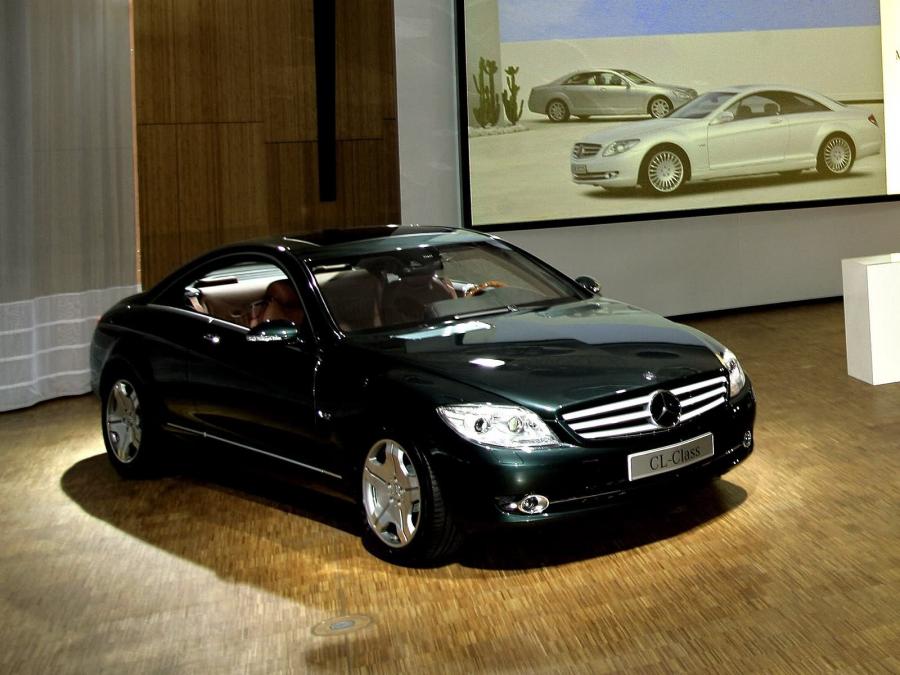  Mercedes-Benz CL600 2007 года  (фото 2 из 95)